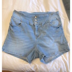 Wax Jean light blue shorts